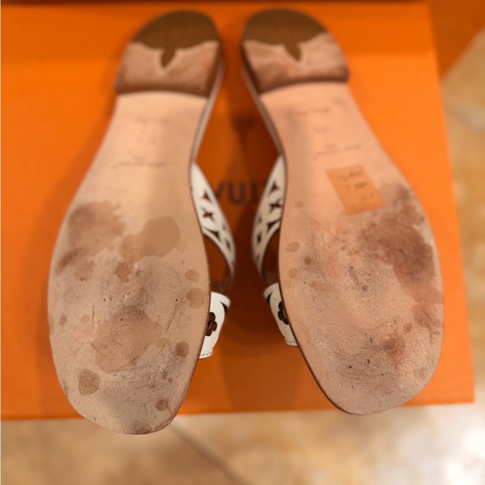 Louis Vuitton Women's White Sandals - Picture 5 of 12